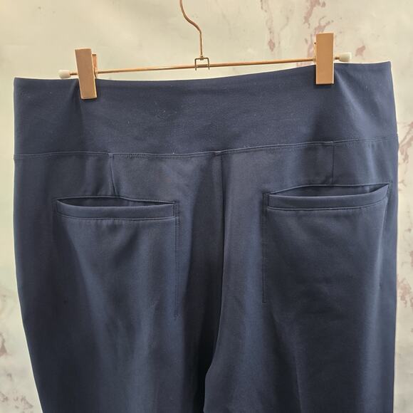 Athleta Pants Womens 12 X 28 Blue Navy Endless Crop Pull On US Seller Fast Ship - Picture 6 of 12
